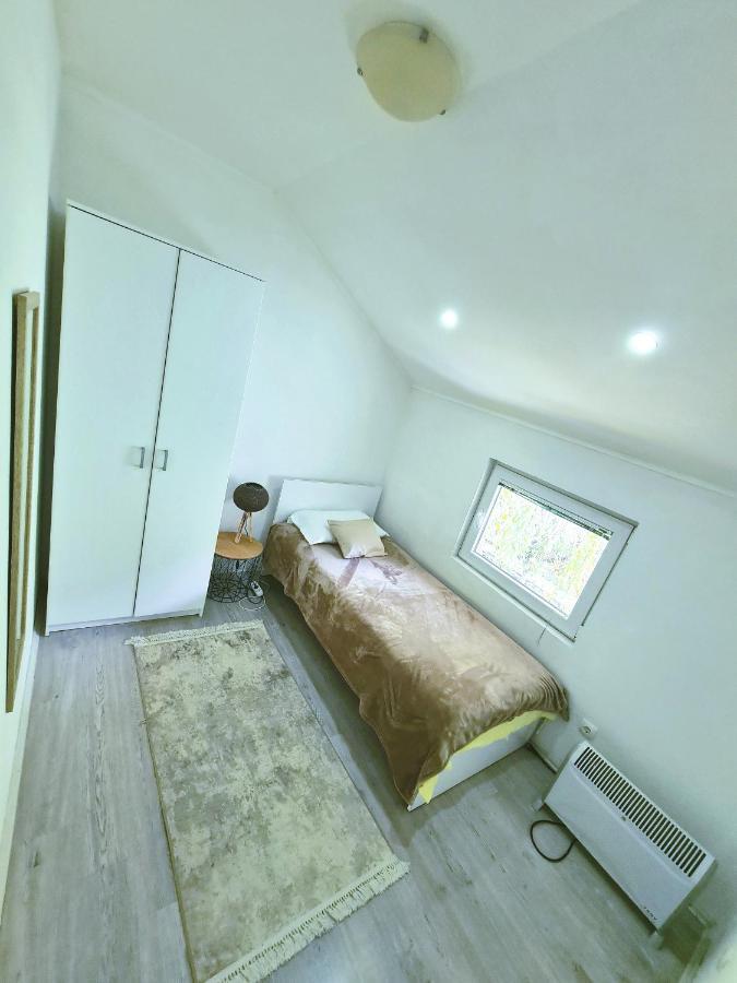 Forest Apartment Nikšić Екстериор снимка